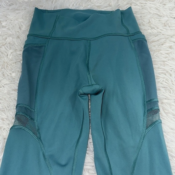 Lululemon Forget The Sweat Crop *21" Turquoise Sea - Picture 2 of 7